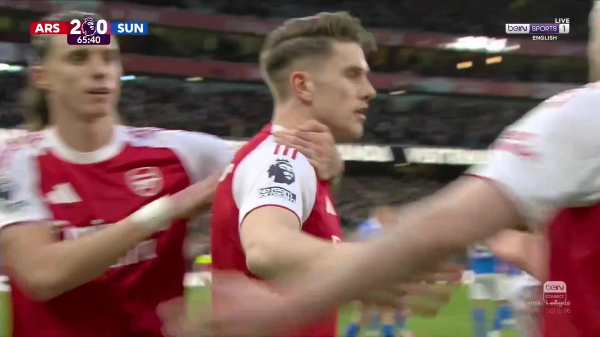 GOAL! Superb improvisation from Viktor Gyökeres to double the Gunners' lead 🔴 #beINPL #ARSSUN #Arsenal