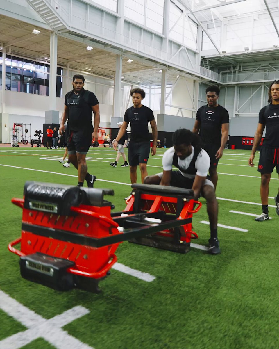 We are stronger together 💪 #GoDawgs