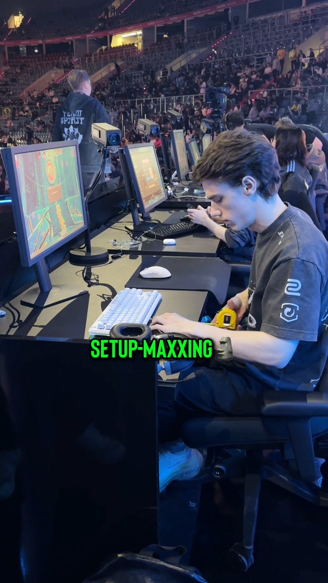 Everything is perfect for ً📏 #IEM