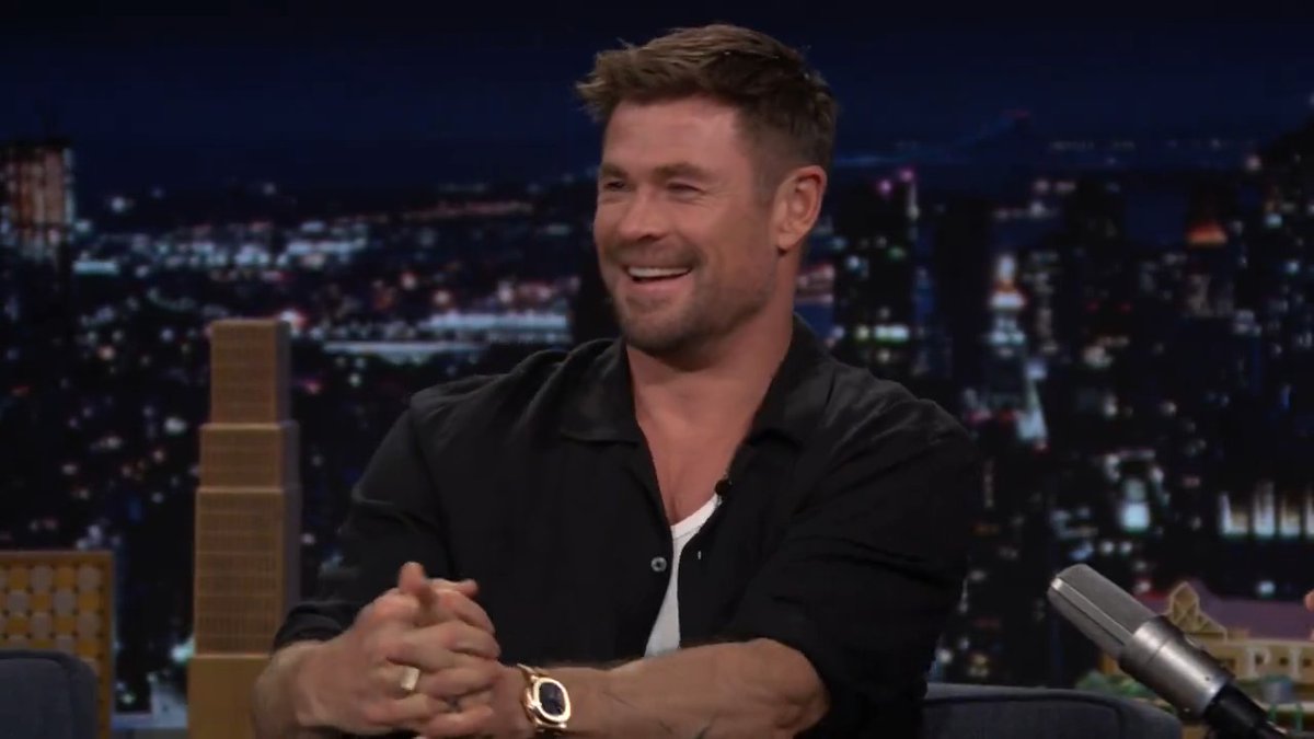 .Chris Hemsworth answers Halle Berry’s question about Avengers: Doomsday 👀 #FallonTonight