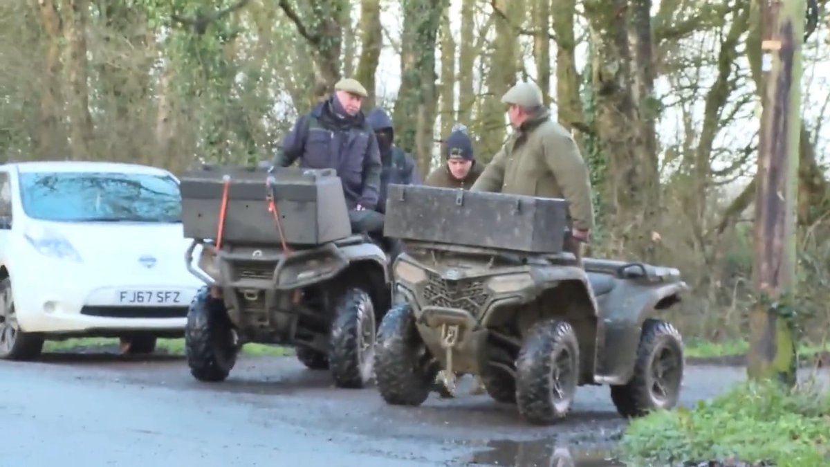 Getting abuse shouted at us by the Blackmore & Sparkford Vale Hunt, known for their violence and their illegal fox hunting. #OperationSmokescreen Megan McCubbin North Dorset Hunt Saboteurs Hunt Saboteurs Association
