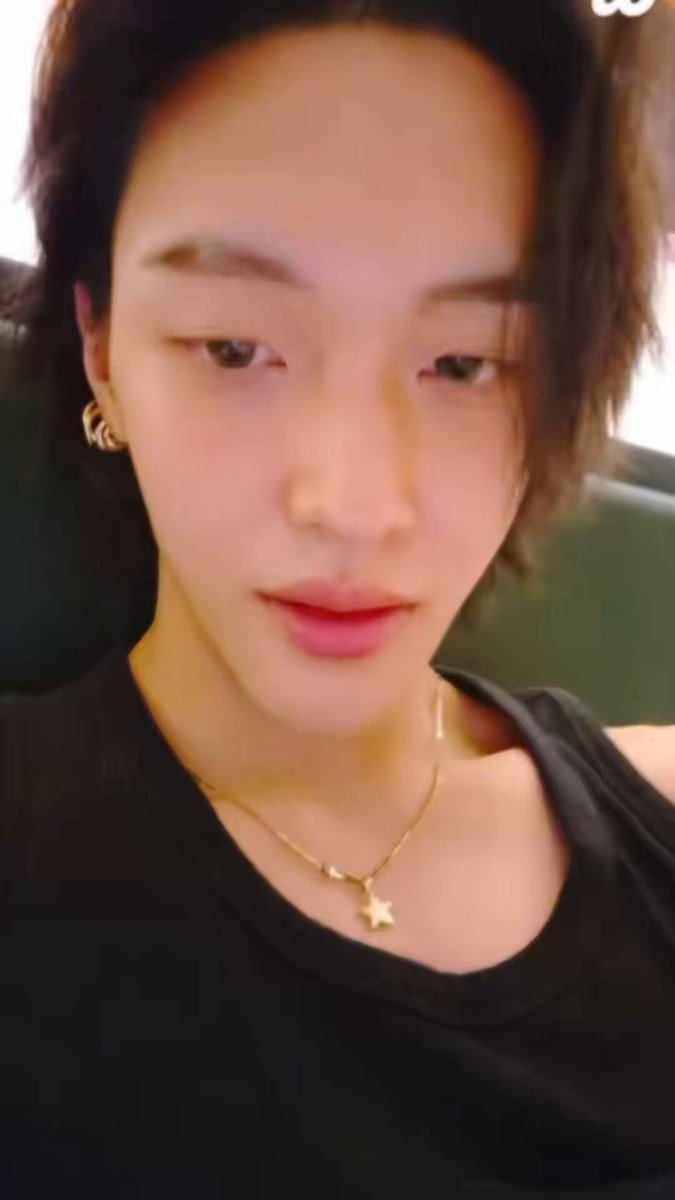 “너도 안자잖아 누나” 연하남 폭격기 ㅁㅊㄷ