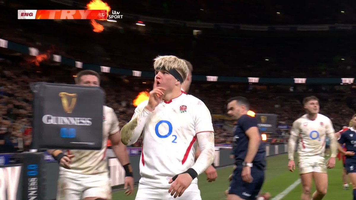 A penalty try and another yellow card for Wales! Henry Pollock arrives for England 🏴󠁧󠁢󠁥󠁮󠁧󠁿