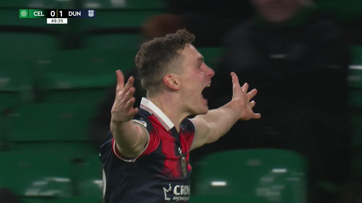 What a strike from Ethan Hamilton! 🚀 An absolute beauty to put Dundee Football Club in front against Celtic 👏 #ScottishCup | Scottish Gas Scottish Cup