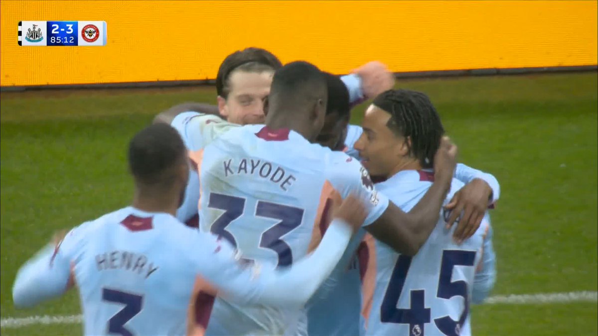 What a strike from Brentford's Ouattara! 😰