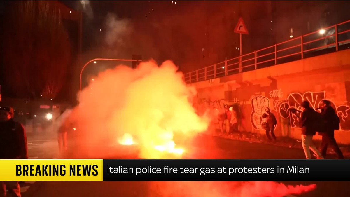 BREAKING: Police in Milan have fired tear gas at protesters throwing firecrackers close to a Winter Olympics venue. It followed a largely peaceful march against the environmental impact of the Games. Read more ➡️ 📺 Sky 501, Virgin 602 and YouTube