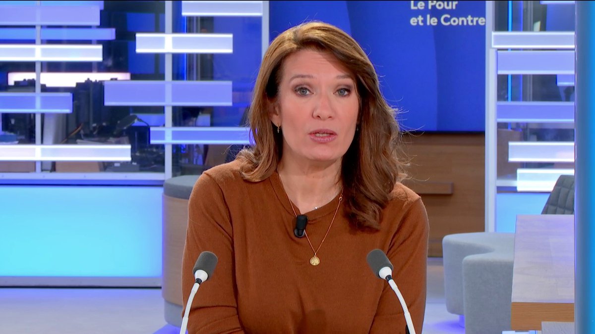 🔴 Jack Lang : "Sa démission relève d’un sens de l’honneur face à une pression immense, alors qu’aucun élément judiciaire ne le met pour l’instant en cause dans l’affaire Epstein. Je crois qu'il y a une forme de populisme pénal", estime Nathan Devers. #LePourEtLeContre #canal16