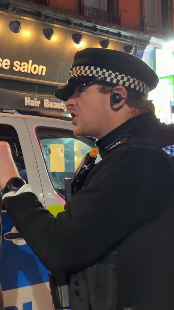 Northern Irish Met Police officer isn't happy