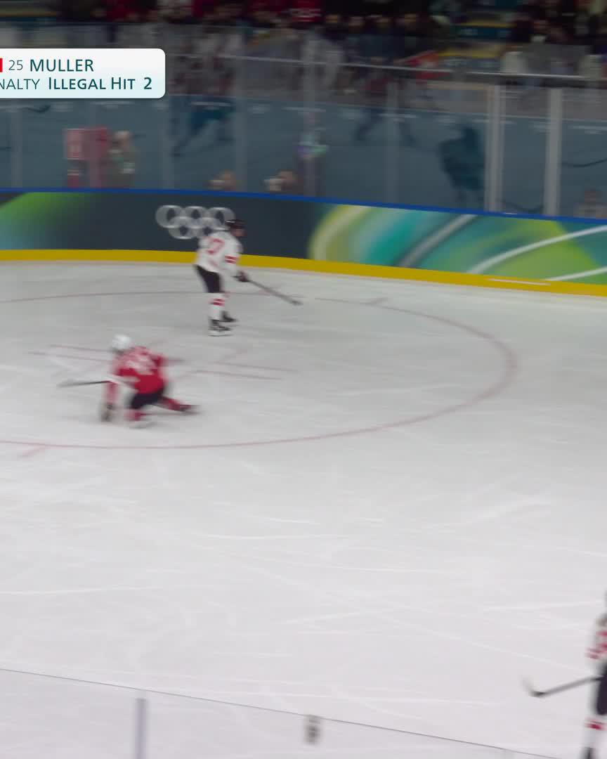 Canada women's hockey scores its first goal of the #WinterOlympics! 🇨🇦 📺 Peacock and USA Network