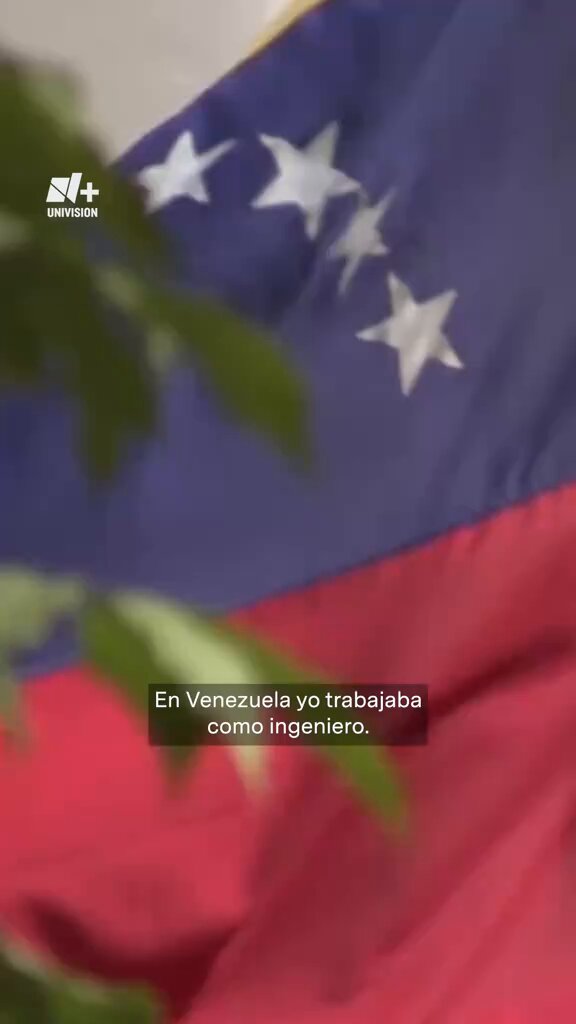 Sin peros ni excusas que justificaran la derrota, Maximo Mendoza de 78 años se reinventa en tierra ajena. De Ing civil a repostero. Una muy buena historia.