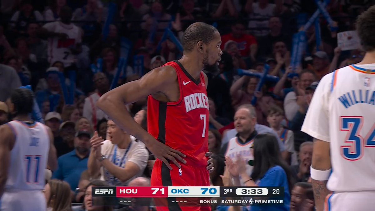 Caruso with the hustle play to deny KD on the fastbreak 😤 Rockets-Thunder CLOSE in the 3rd on ABC and the ESPN App 🍿
