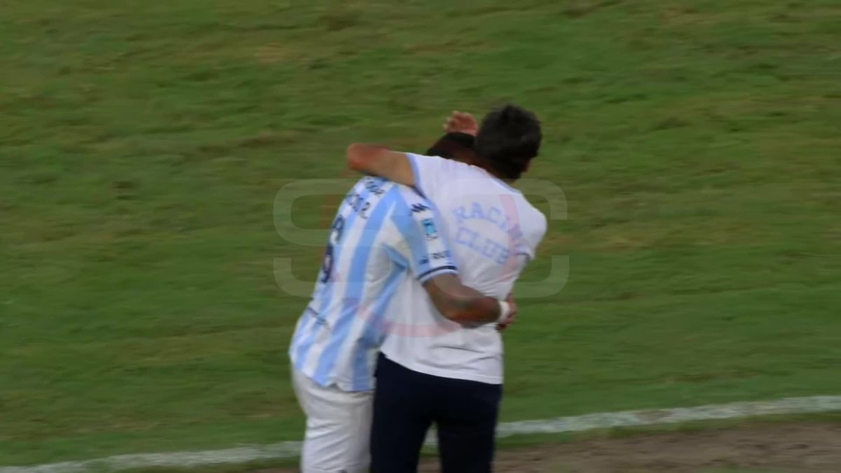 LOS APLAUSOS PARA MARCOS Y EL ABRAZO CON COSTAS