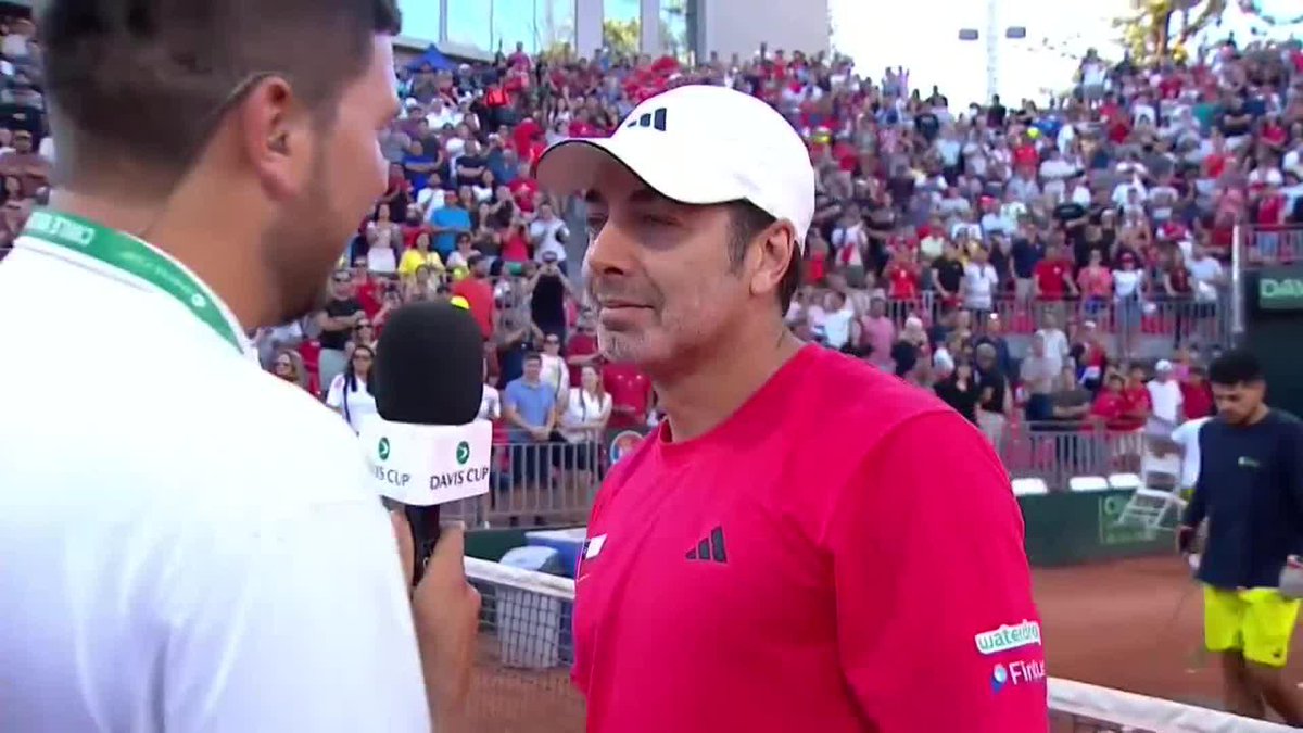 CHILE HAVE DONE IT! Jarry and Vera send Chile through after defeating the Serbian Sabanov pair 6-4, 6-4. The win the match and the tie much to the delight of the Santiago crowd 🇨🇱 #DavisCup