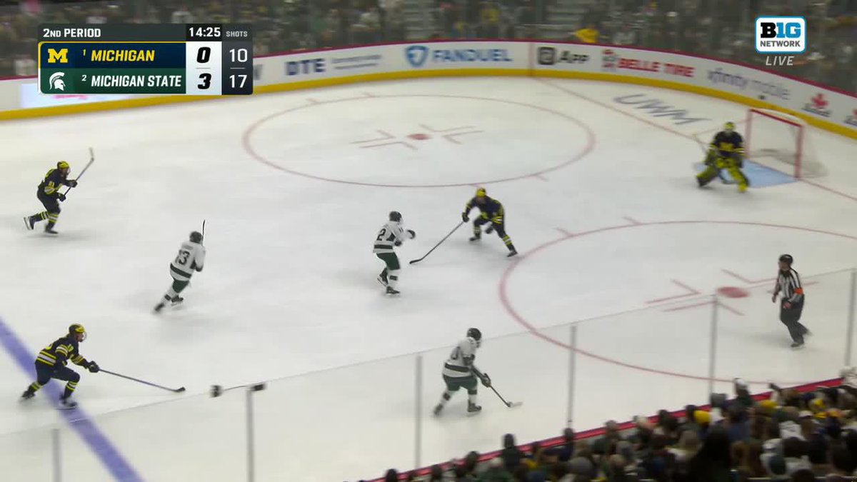 Fourth line is buzzing! Griffin Jurecki and Tommi Mannisto connect with Tiernan Shoudy to make it 4-0!