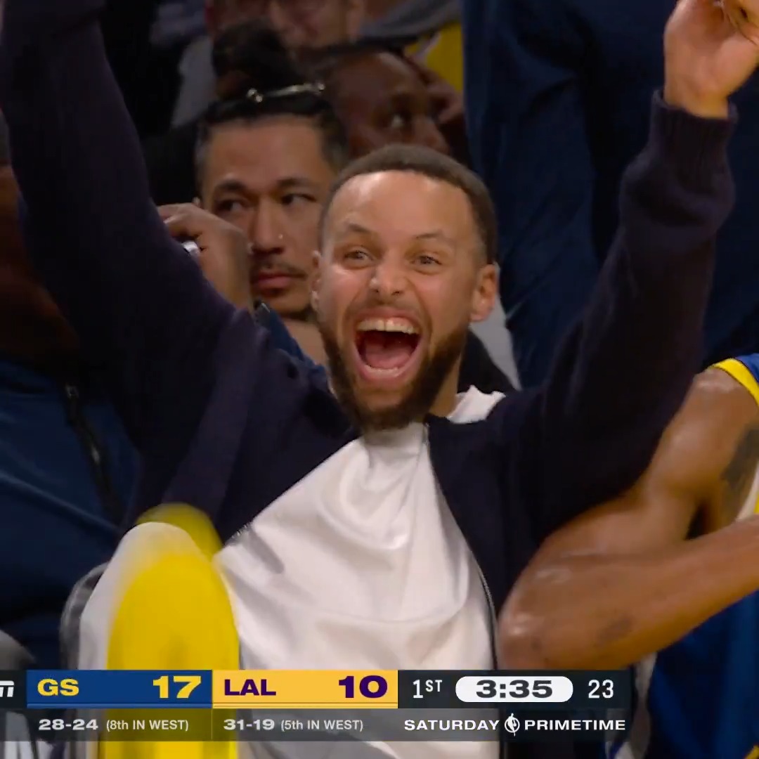 GPII splash, SC30 with the celly 😆 📺 #NBAonABC