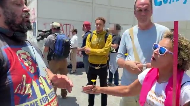 Ben Meets a Black Patriot “President Trump is a black soul in a white man’s body.” .Ben Bergquam - Real America’s Voice (RAV-TV) News interviews a passionate patriot who tries to talk sense into a protester who thinks the National Guard was sent in to create the illusion of martial law to middle America.