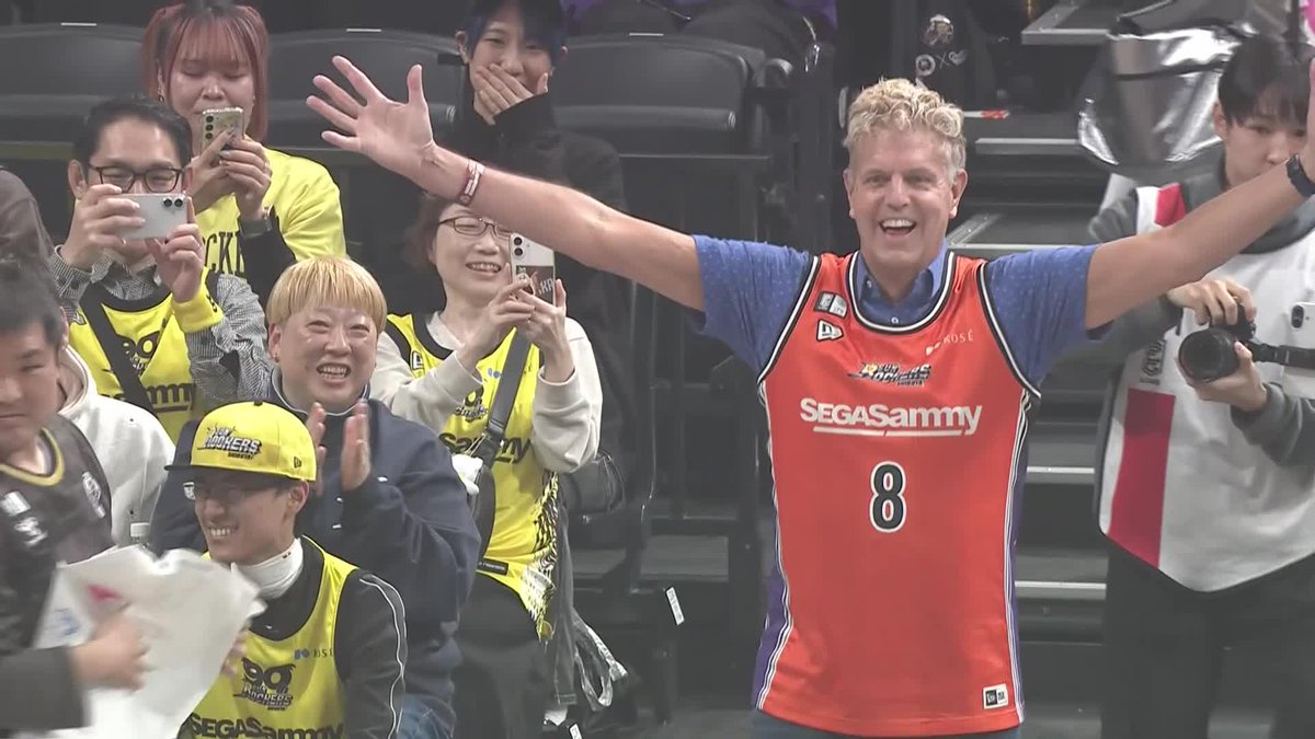 ホーキンソンパパ、アウェー会場に参上🕺 #Bリーグ #りそなグループ
