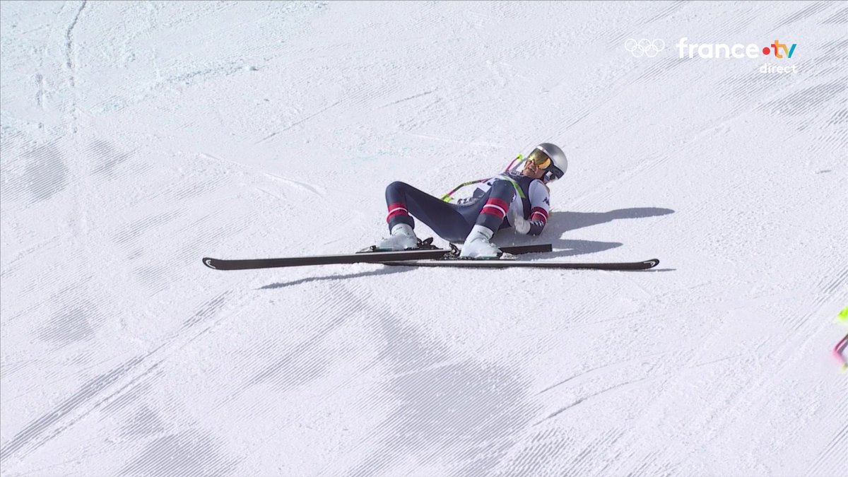 ❄️ #MilanoCortina2026 | 😱 LA CHUTE DE LINDSEY VONN ! TERRIBLE !! ➡️ Suivez les JO sur France Télévisions :