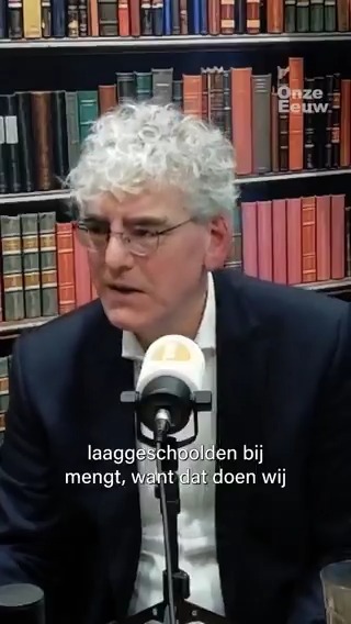 Levert een migrant Nederland geld op of kost een migrant Nederland geld? Wiskundige en cultureel antropoloog Jan van de Beek deed er onderzoek naar. Meer weten? Luister de podcast Onze Eeuw via Spotify of bekijk de aflevering op YouTube: #WNL #OnzeEeuw