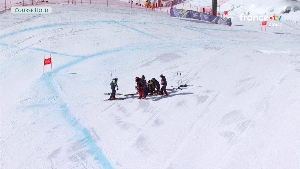 ❄️ #MilanoCortina2026 | 😔 Les larmes de Lindsey Vonn... Quel moment déchirant à Cortina ➡️ Suivez les JO sur France Télévisions :