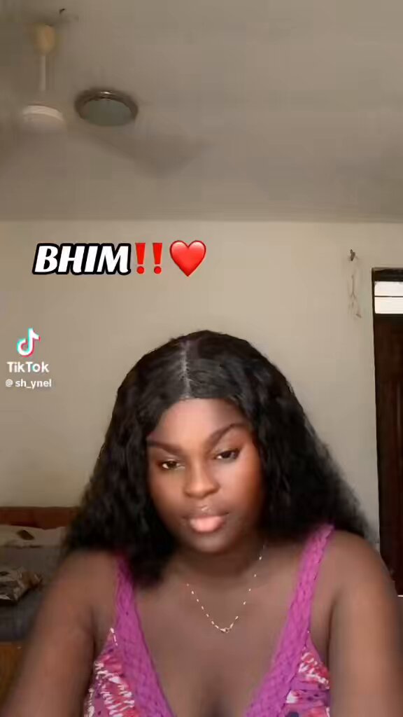 It takes Real and Bold people to advise Shatta Wale, this lady invited Shatta Wale to her room and then advised him to the fullest, She said nothing but FACTS, I know 90 DEGREES 🌍 will share this to Shatta Wale coz he’s the one who has tried several times to advise his Boss.