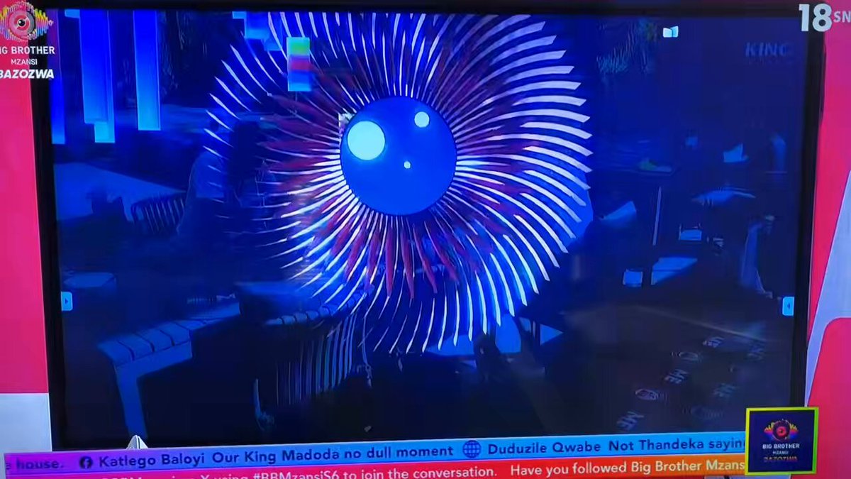 Big Brother plays the unseen footage of Thandeka’s transphobic comments to the housemates #BBMzansiS6 #BBMzansi