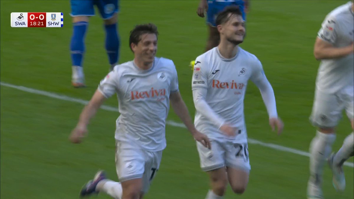 "It's absolutely outstanding!" 🌟 Goncalo Franco scores the opener for Swansea City!
