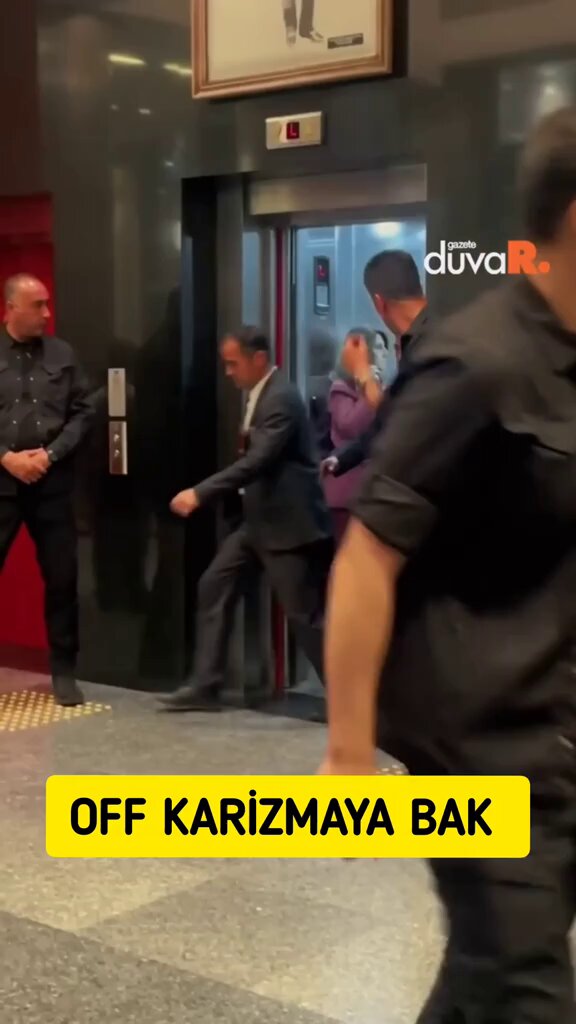 Size bir tane pazar sürprizi video bırakıyorum. Hunharca gülebilirsiniz 😆😂 Gaziantep Mansur Yavaş #BugünGünlerdenGALATASARAY