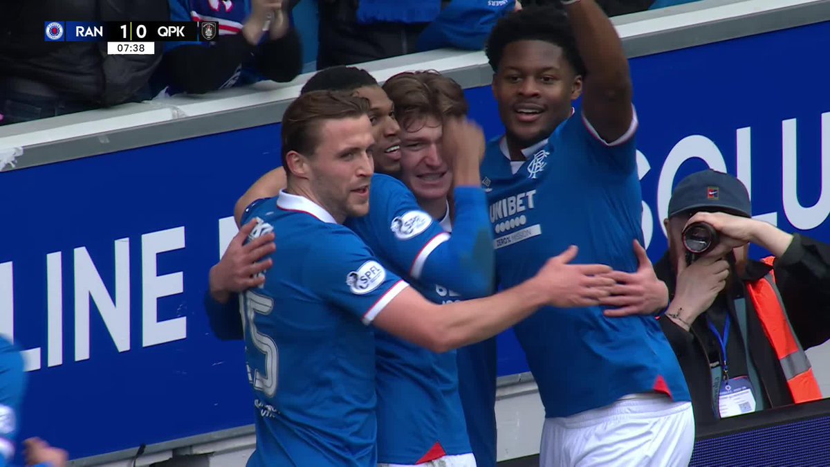 Ryan Naderi announces himself! 🇩🇪 The German heads in the opening goal on his first start as a Rangers Football Club player 🔵 #ScottishCup