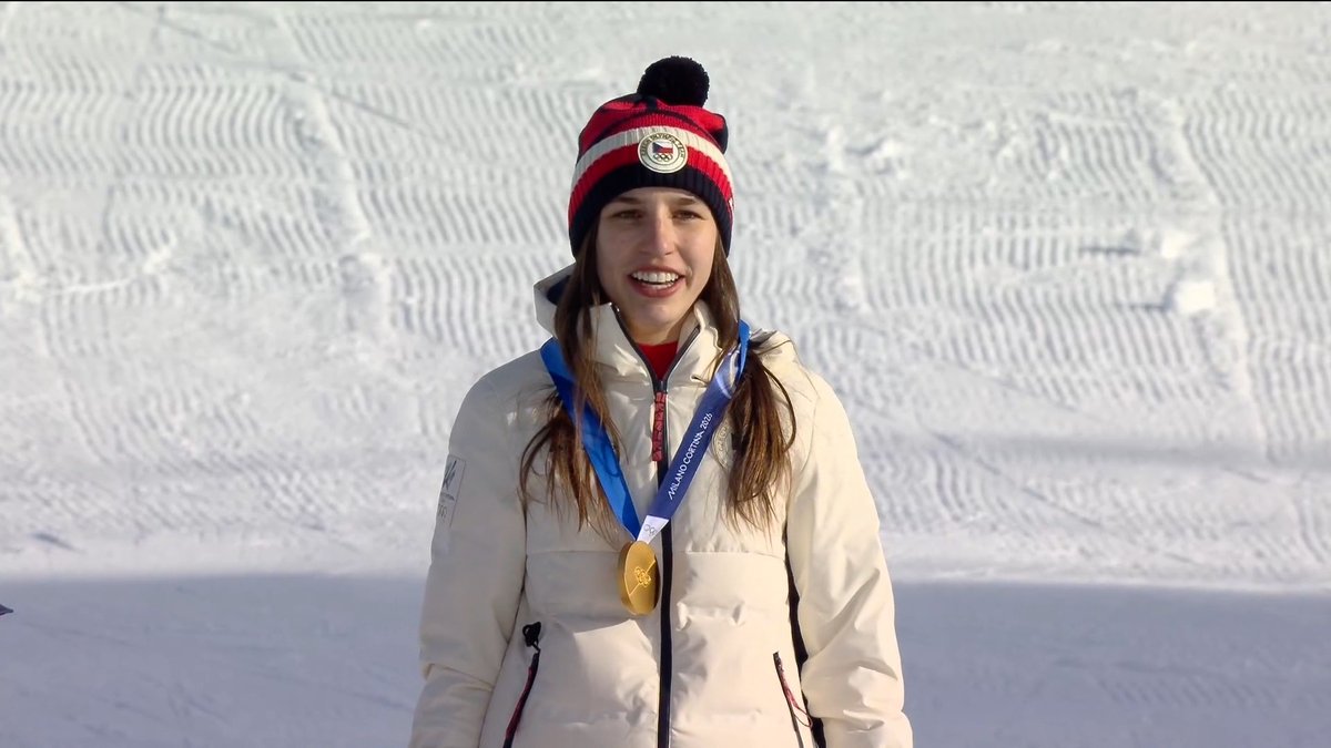 Zuzana Maděrová 🏂 už má zlatou olympijskou medaili na krku. 🥇 A moc jí to sluší, že? 🫵 Více 👉