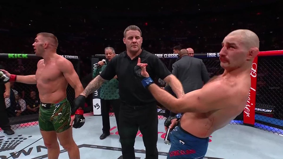 1 year ago: Dricus du Plessis' last win Sean Strickland's last fight