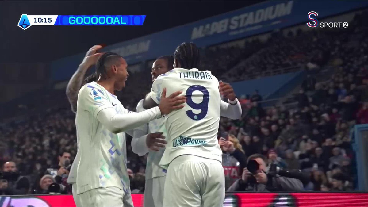 Orta, kafa, gol. Inter, Bisseck’in golü ile 1-0 önde.