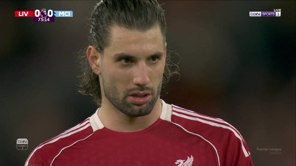 🔥⚽️ سوبوسلاي يطلق تسديدة قوية لا تُصد ولا تُرد، معلناً تسجيل الهدف الأول #الدوري_الإنجليزي_الممتاز #PremierLeague