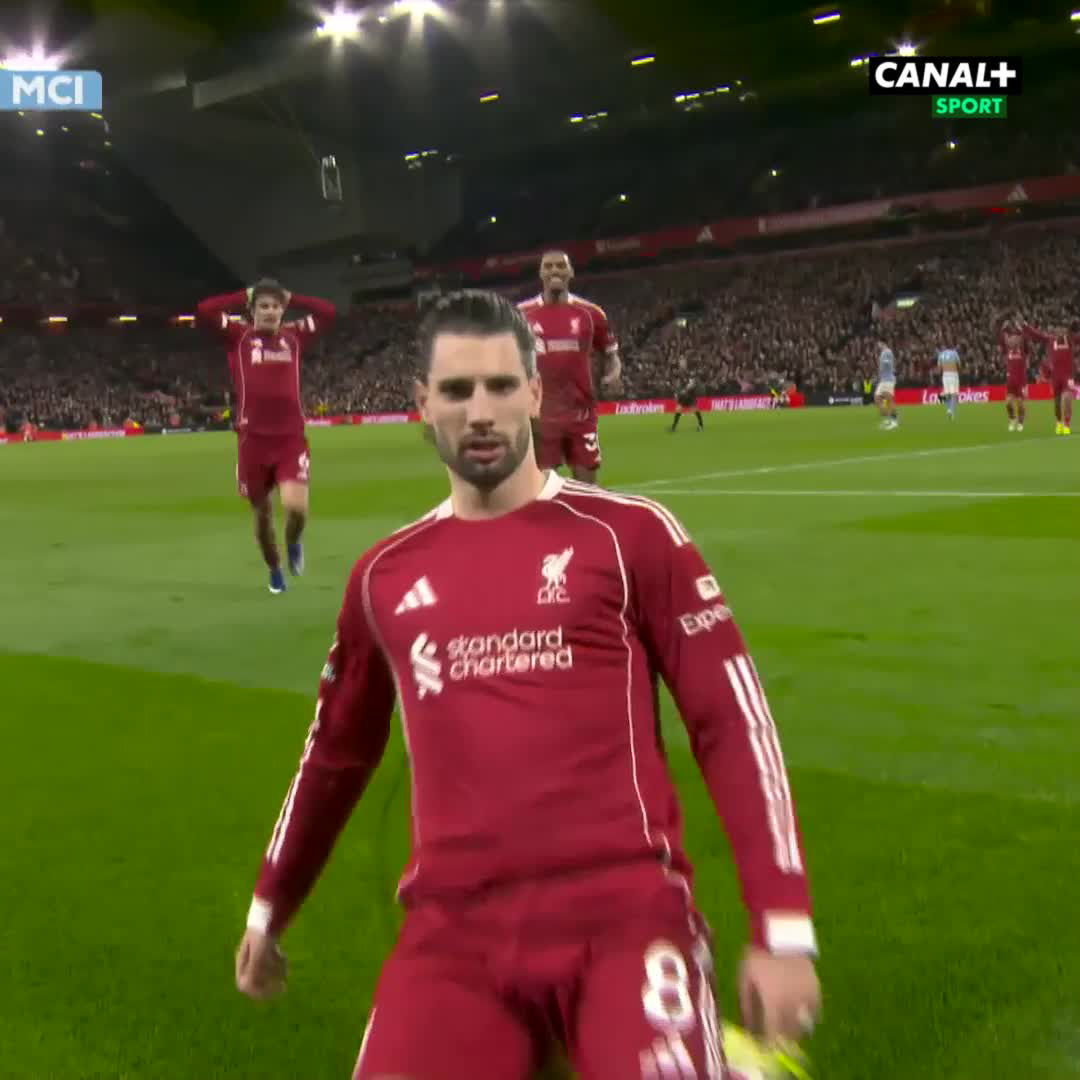 SZOBOSZLAI!!! 🤯🤯🤯 Další neskutečný přímák z dílny maďarského ostrostřelce. 🚀 #LIVMCI – 1:0