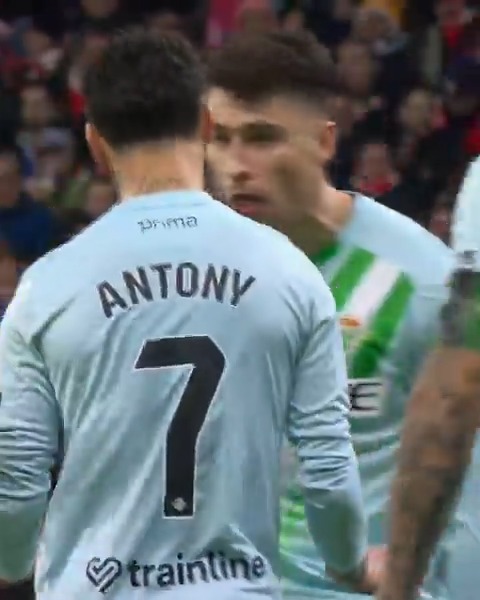 🥫 Un golazo para abrir la lata. ¡Antony Santos adelanta al Real Betis Balompié 🌴💚 en el RIyadh Air Metropolitano! AtletiRealBetis | LALIGAEASPORTS | LALIGAHighlights