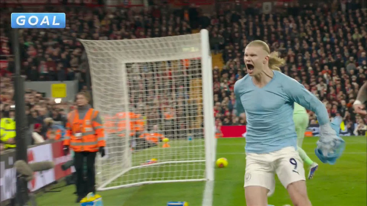 Erling Haaland keeps the title race ALIVE! 🤯