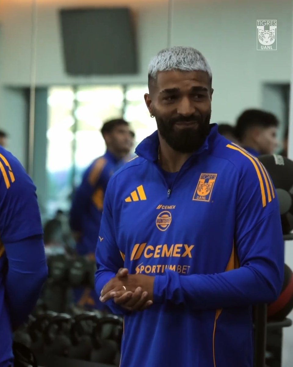 📹🐯 ¡Muy contento, con el deseo de sumar y a trabajar! 🆕 Así fue el primer entrenamiento de nuestro refuerzo uruguayo, Rodrigo Aguirre. ¡Venga, Búfalo! 🦬🇺🇾
