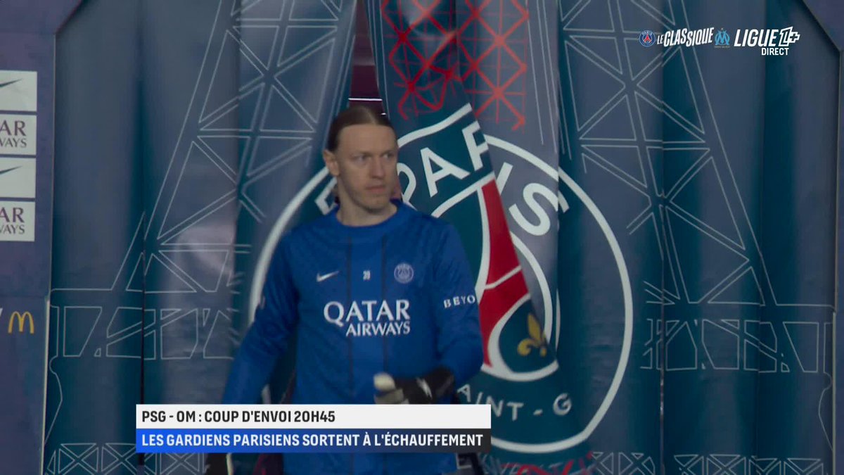 La température monte 🔥 Les gardiens de l'OM et du PSG pénètrent sur la pelouse du Parc... avec un accueil différent 😅 #LeClassique #PSGOM