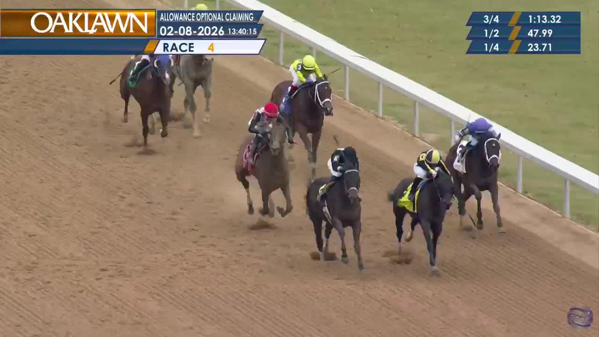 🍯 He had to work for it, but HONEY'S TO BLAME prevails in R4 at Oaklawn Park for trainer @kennymcpeek with Emmanuel Esquivel aboard! 🎥 #TwinSpiresReplay