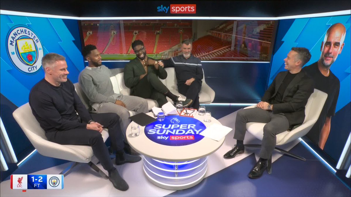 "It was EXCITING... they're playing good football" 🤩 "Why are you laughing at him?" "I'm enjoying it... full of energy, isn't he!" 😅