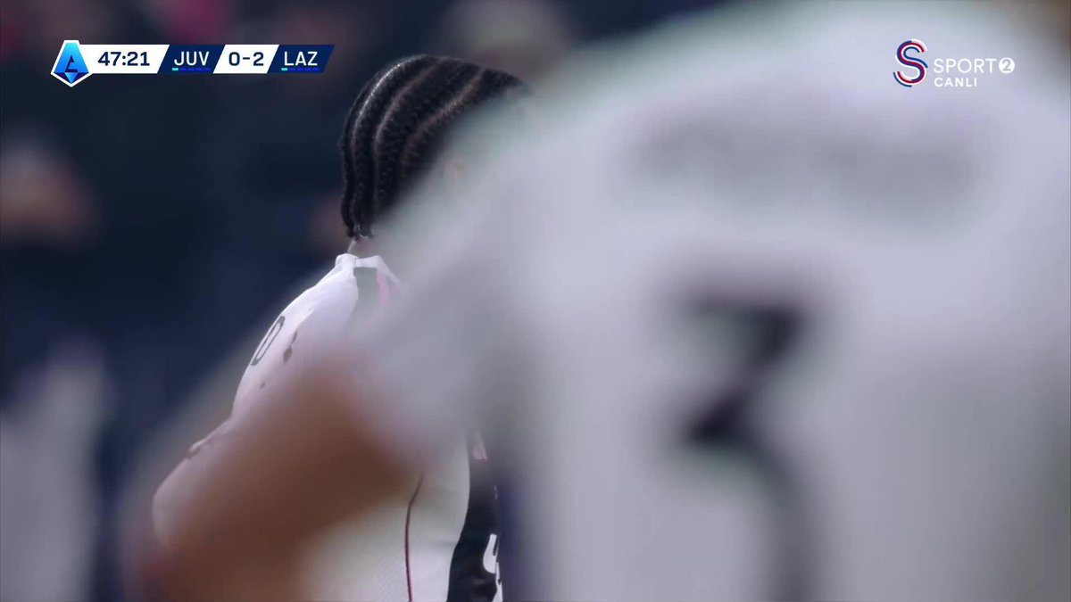 Lazio, Juventus karşısında skoru 2-0'a getirdi.