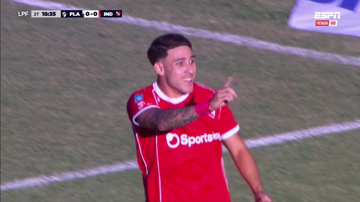 #Independiente El fútbol que le gusta a la gente: centro de lateral, peinada y gol. Al fin tenemos un DT que respeta el paladar negro del club.