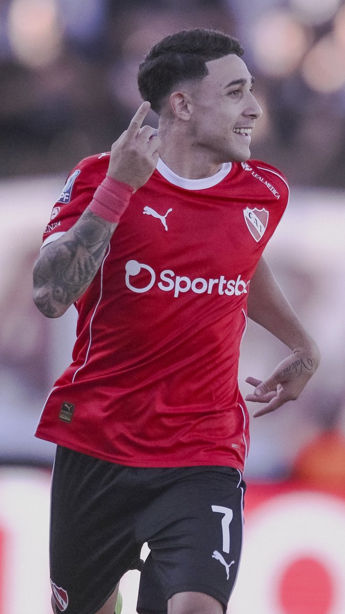 El gol de la victoria. Godoy-Ávalos-Montiel 👏 #TodoRojo 🔴