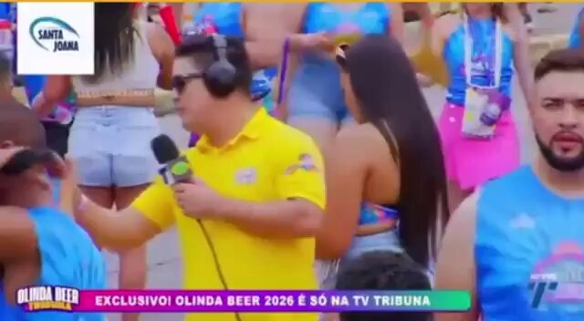 Claudia quem? Claudia Leitte? Público desconhece músicas da cantora. Foi ao vivaço. 🤣