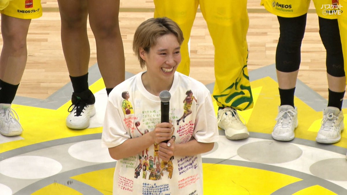 #ENEOSサンフラワーズ #宮崎早織 ラストシーズン。 Wリーグ レギュラーシーズン最終戦🌻 ファンの前での挨拶、その言葉一つひとつに想いが詰まっています🎥 #ENEOSサンフラワーズ 🆚 #富士通レッドウェーブ（2026/02/08) #バスケットLIVE 見逃し配信中📡 W LEAGUE（Wリーグ） ENEOSサンフラワーズ🌻ENEOS Sunflowers【公式】