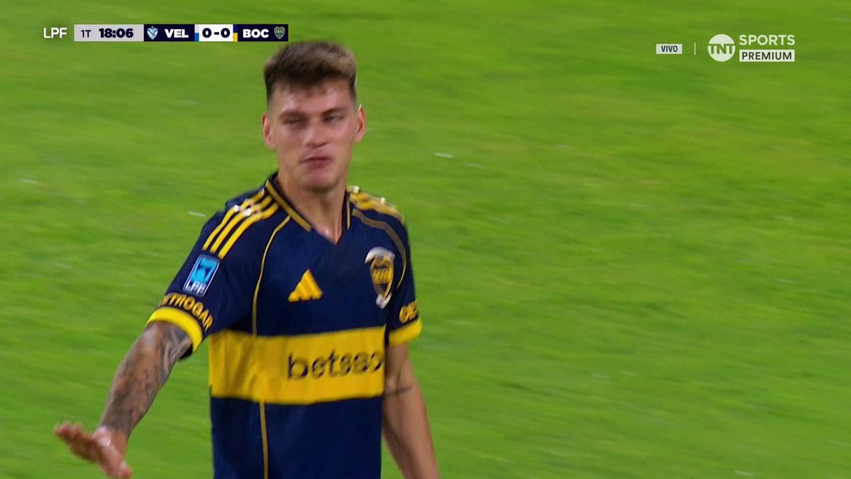 📹Prueba Kevin #Zenón con un remate, a las manos del arquero Montero.
