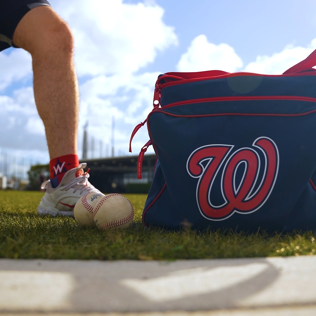 it's BASEBALL time