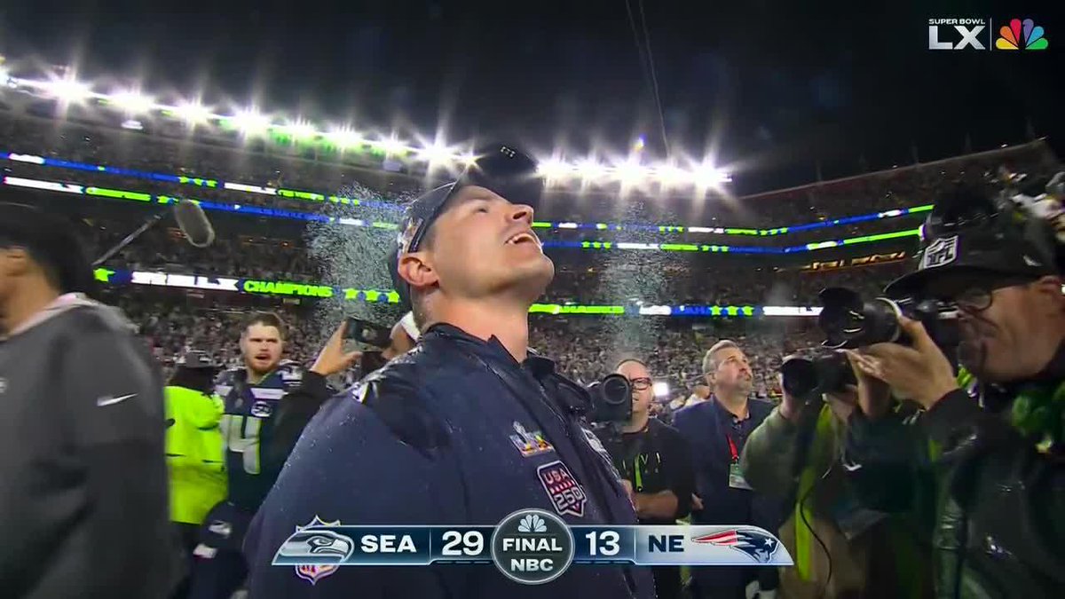 MIKE MACDONALD GETS THE GATORADE BATH 🙌 (📺 NBC)