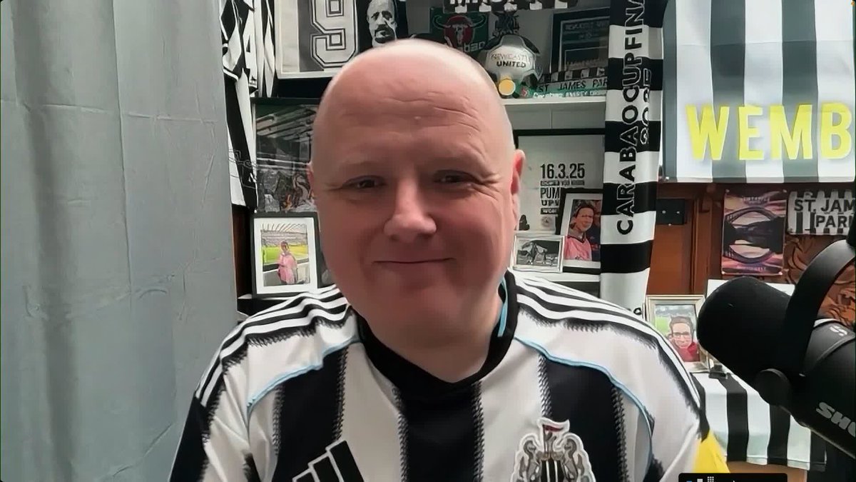 🗣️ "I trust the man with my bank card and PIN number" Newcastle fan Paul Rutter says Eddie Howe has a 'lot of credit in the bank' despite booing from some fans at the weekend. Fanalysis #SkySportsFC