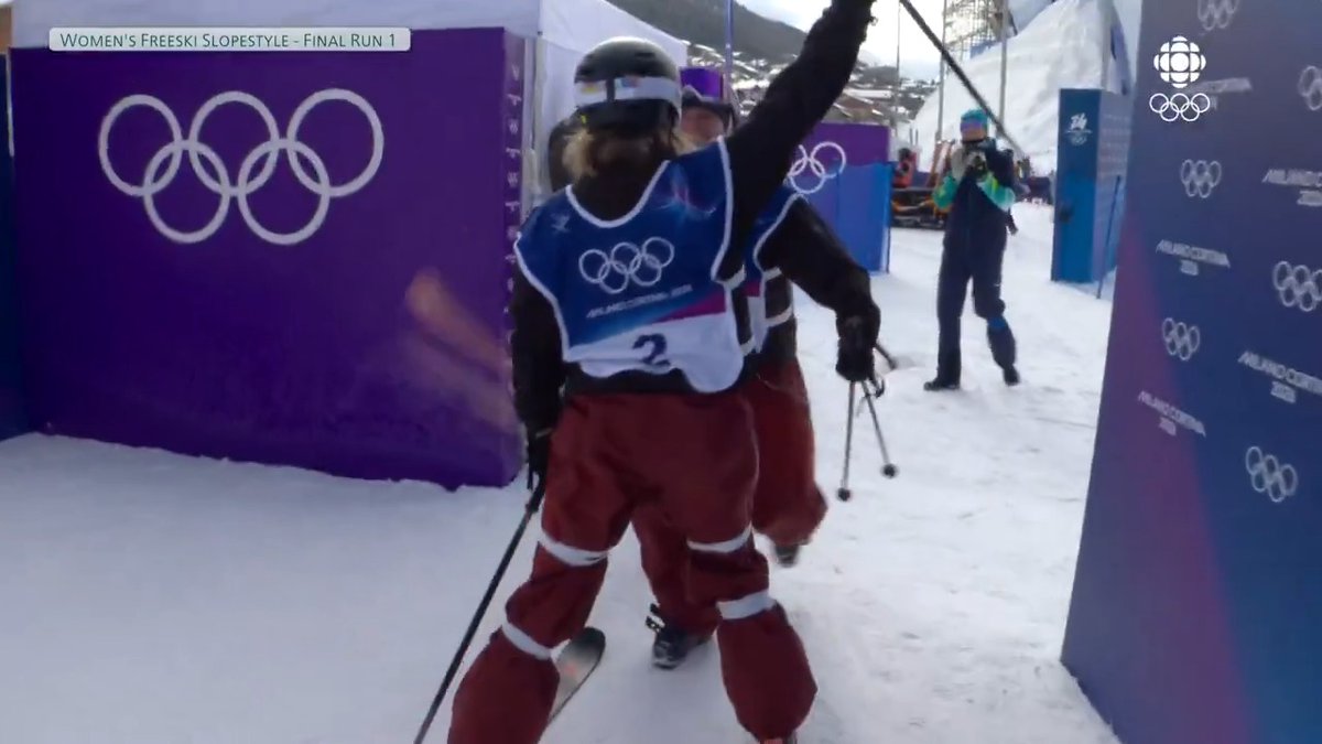 MEGAN OLDHAM MAKING A STATEMENT 😤🇨🇦 The Canadian is sitting 1st in the women's freeski slopestyle final at #MilanoCortina2026 WATCH LIVE: